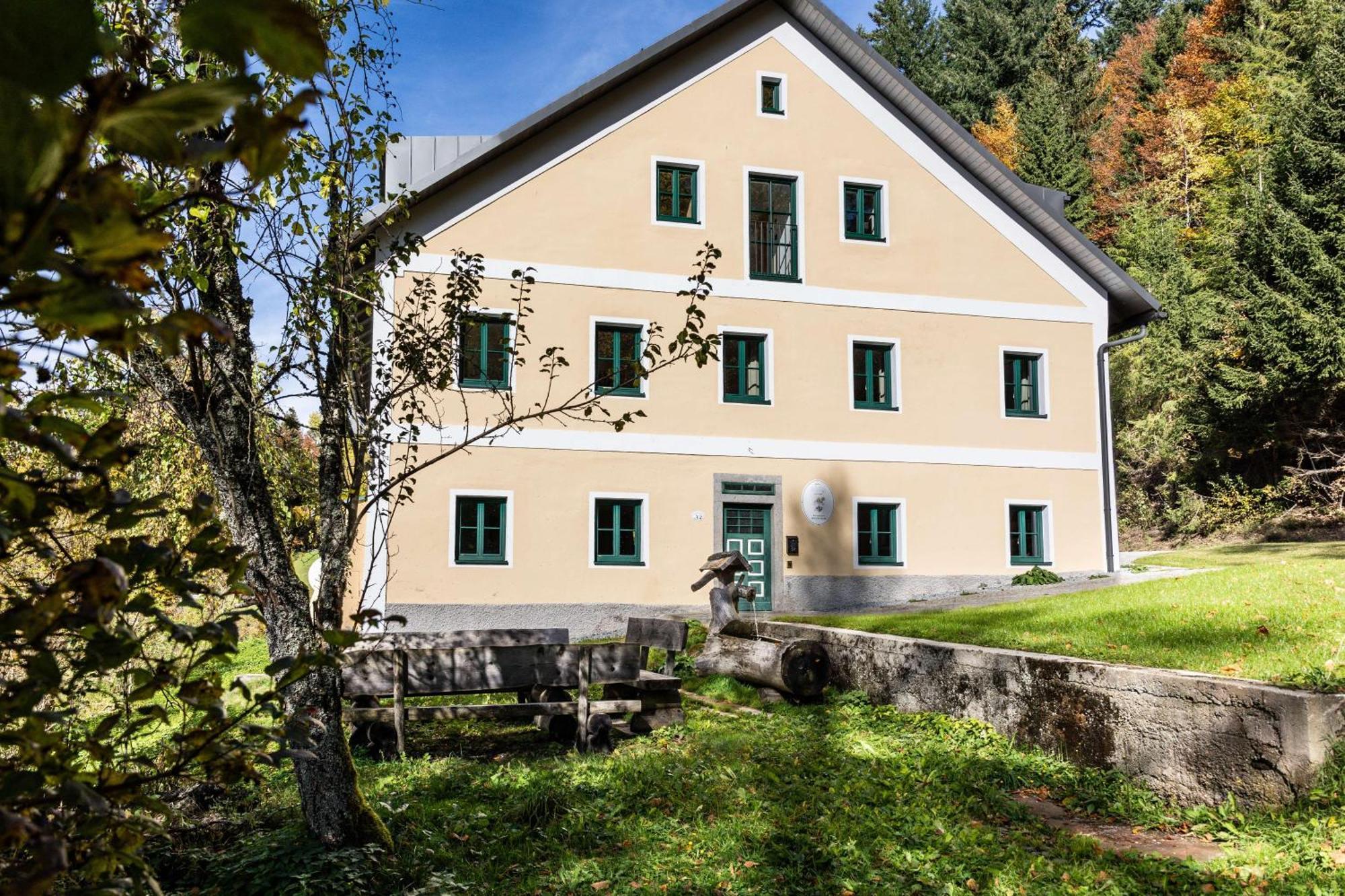 Forsthaus Apartments - Ski + Bike & Hike Klaffer am Hochficht Exteriör bild
