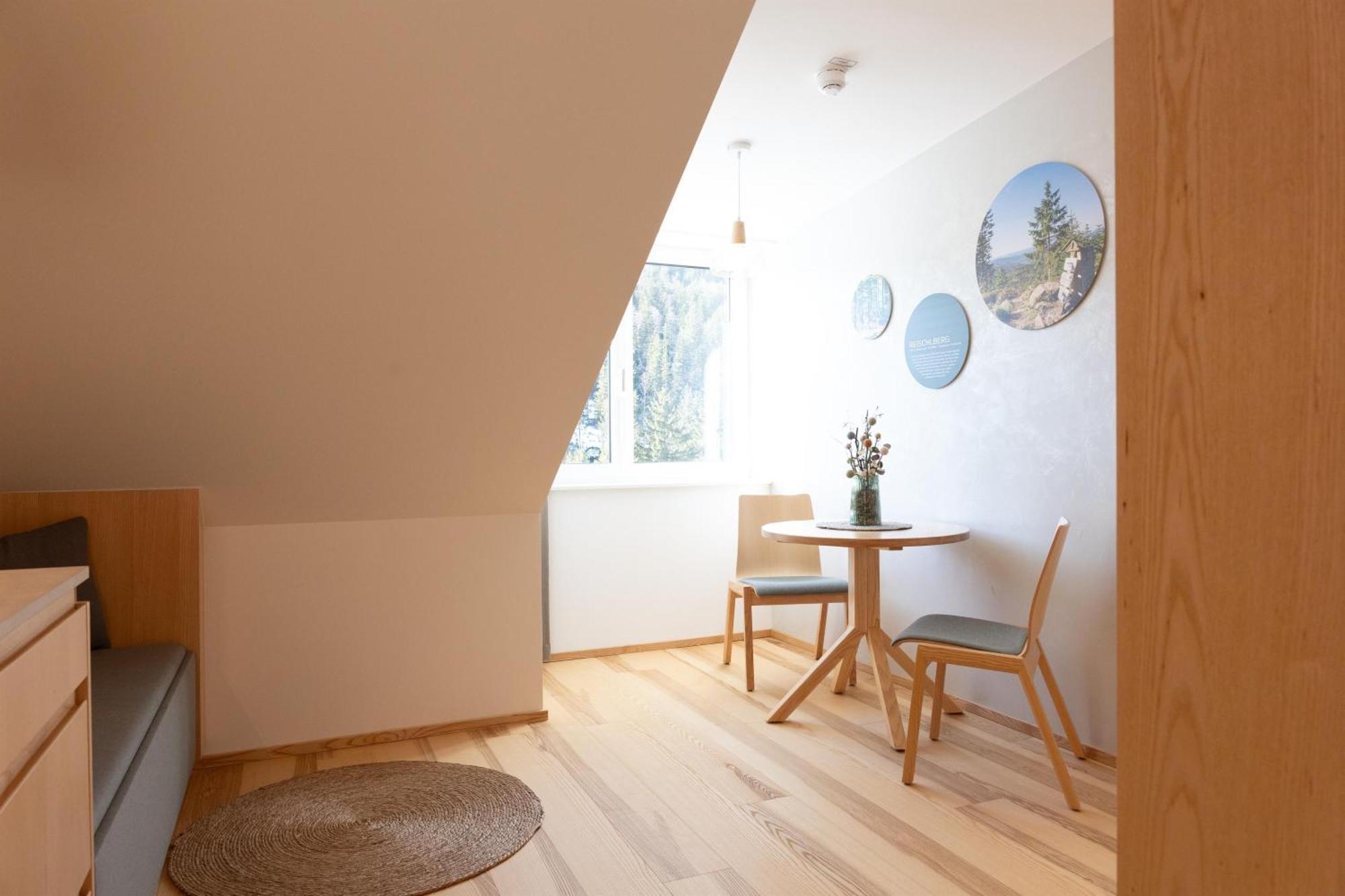 Forsthaus Apartments - Ski + Bike & Hike Klaffer am Hochficht Exteriör bild
